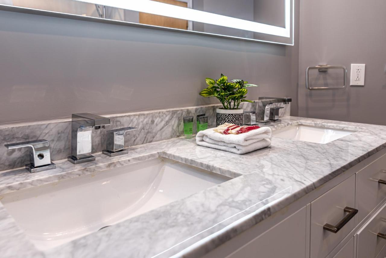 Family Friendly 3-Bedroom Beauty In Le Plateau By Denstays Montréal Esterno foto